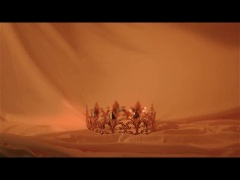 Communion 8