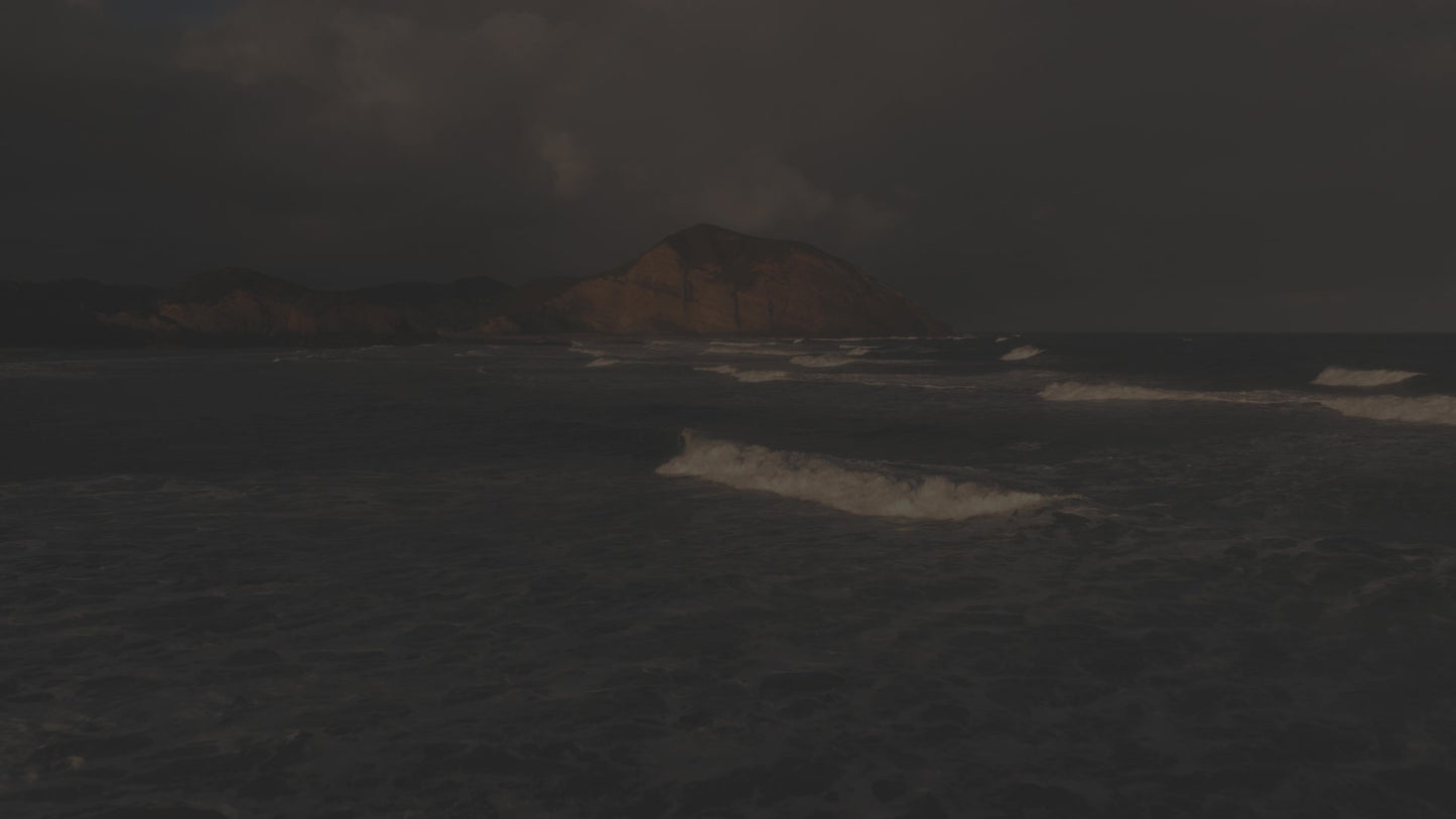 Oceanfront 15 Decontrast Still