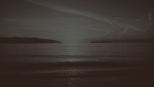 Vlorra Sunset 2 Alt Still