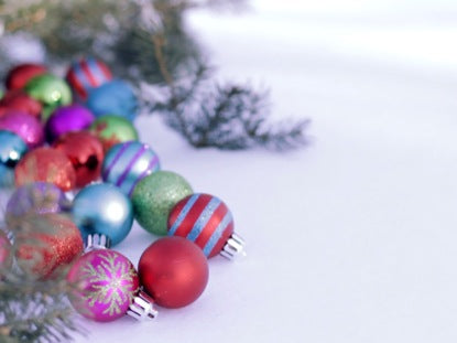 Snowy Christmas Bulbs