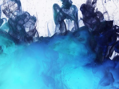 Cyan Inverted Plume