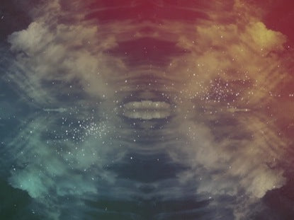 Majestic Clouds Reverse