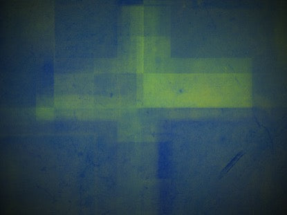 Three Crosses Green 5 Motion