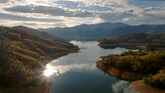 Lake Shasta Motion Background 03
