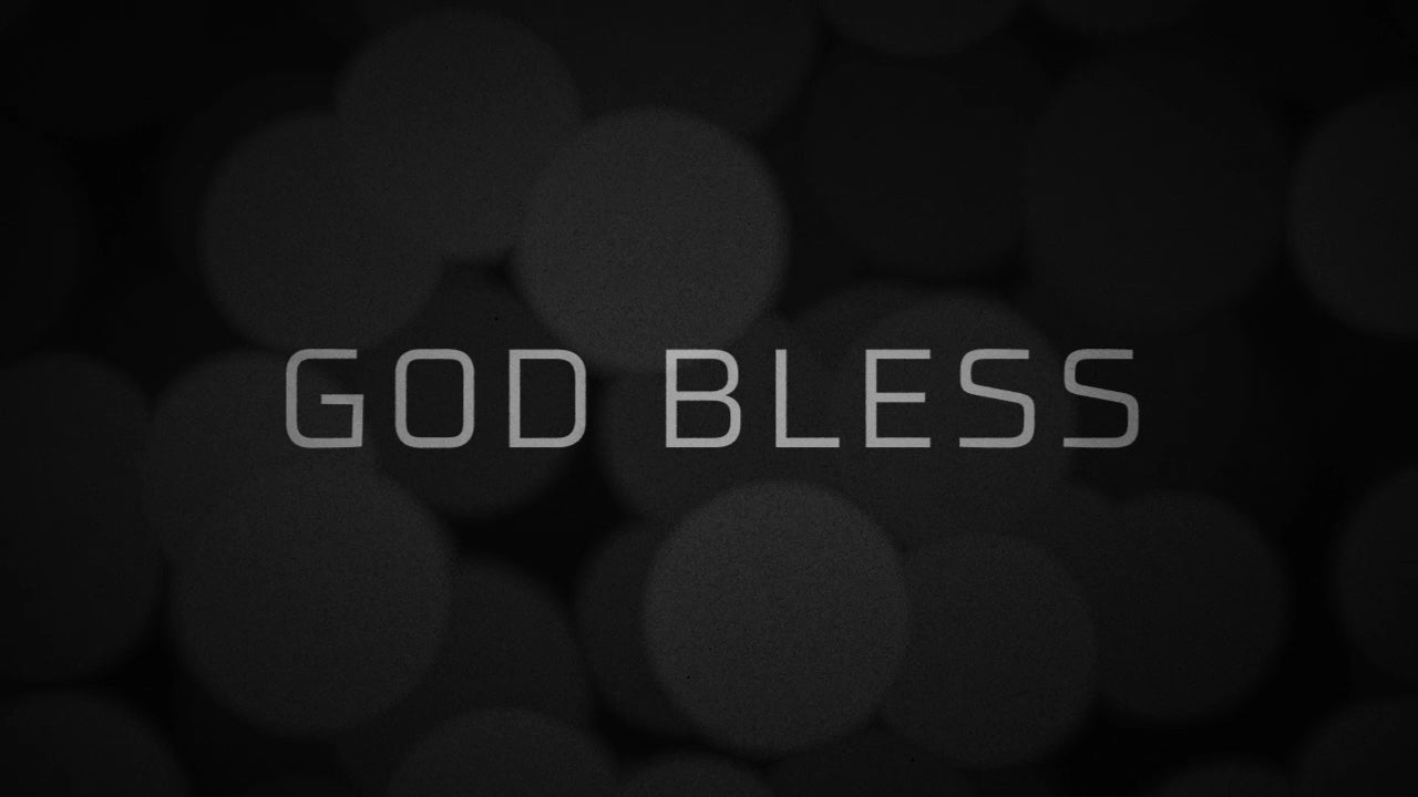 Grayscale Bokeh Closing 01 Still