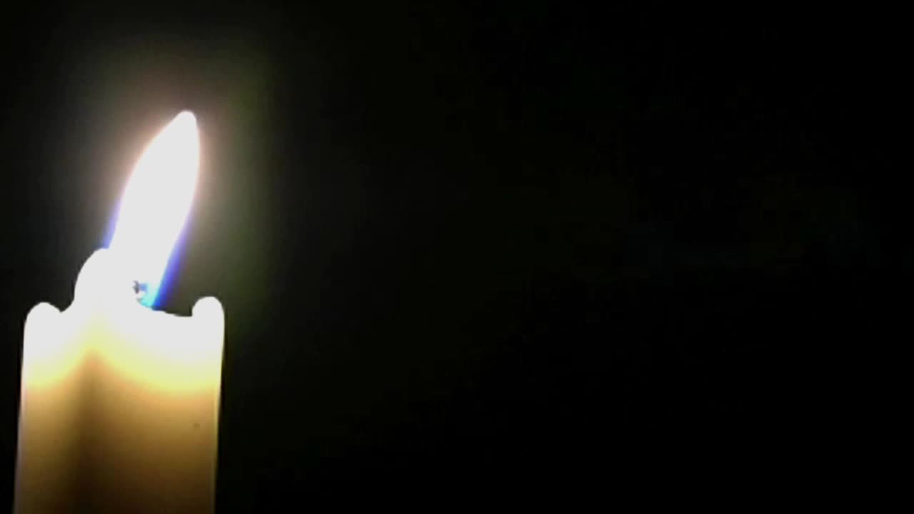 Candle Close Left