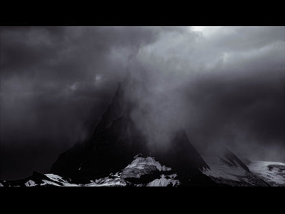 Towering Misty Mountain Plain