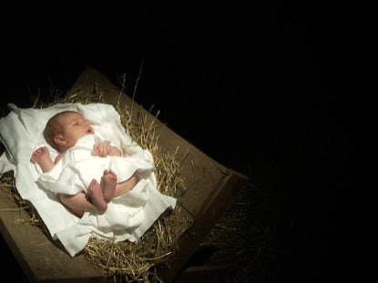 Christmas Manger Clip 2