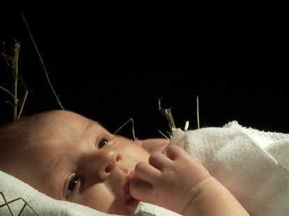 Christmas Manger Clip 1