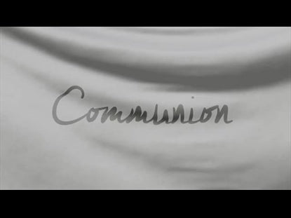 Linen Motion Communion