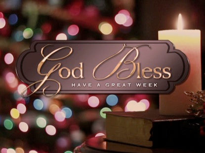 Traditional Christmas Close 1