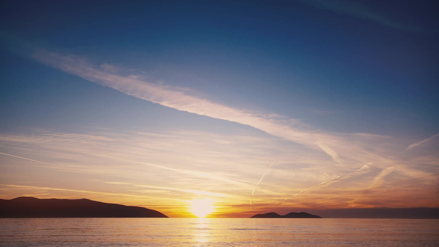 Vlorra Sunset 5 Still