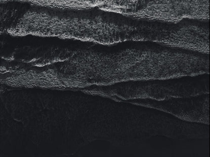 Rolling Waves Pan Bw