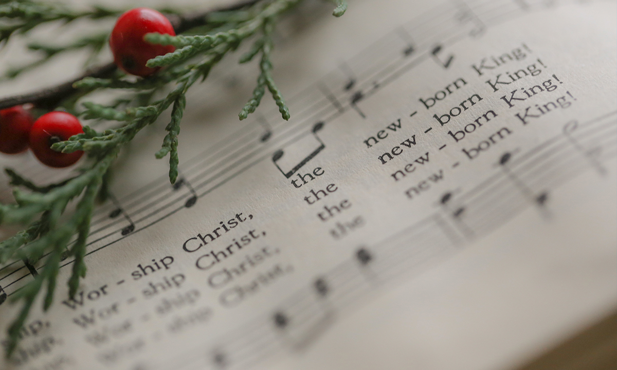 classic Christmas hymns